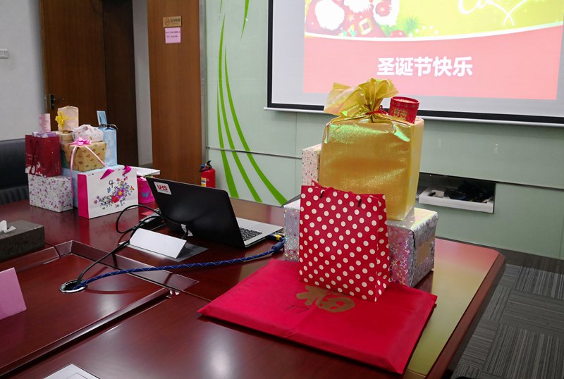 过圣诞节不如送礼 互换礼物，我们是认真的！