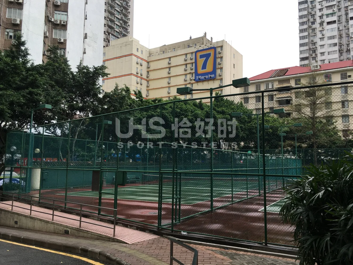 广州运动场围网生产厂家选哪家好？优选恰好时体育，品质与实力兼具